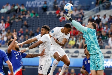 Thomas Christiansen destacó el compromiso y la táctica de sus jugadores en el triunfo sobre Estados Unidos