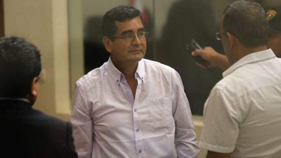 Condenan a ocho años de cárcel a exgobernador peruano por caso Odebrecht