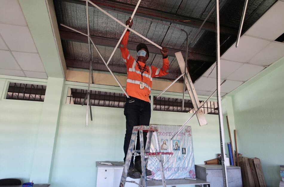 Defensoría del Pueblo documenta problemas de infraestructura en 114 escuelas
