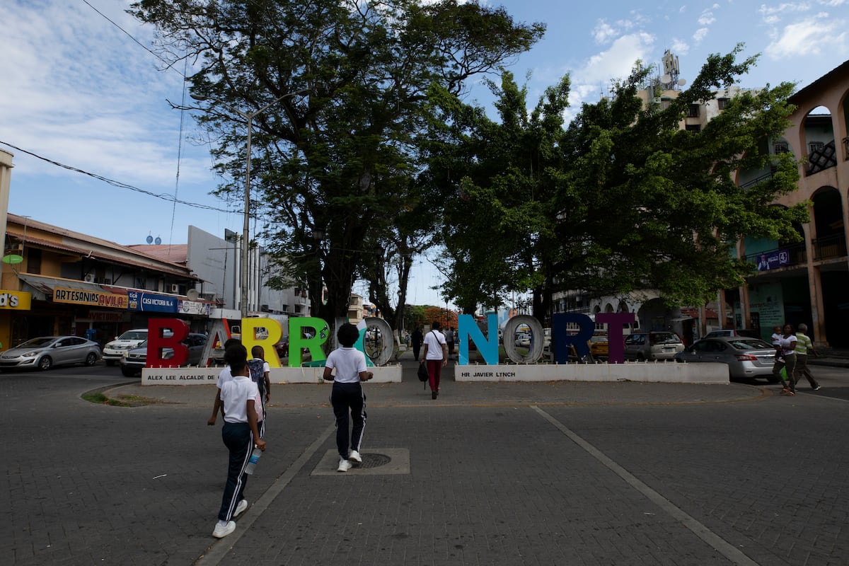 Los niños de la guerra: en 20 días Colón enterró a seis adolescentes
