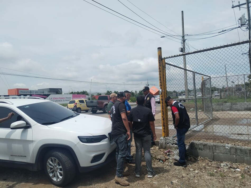 Fiscalía aprehende a exrepresentante de Veracruz y a otra persona por desaparición de vigas del MOP