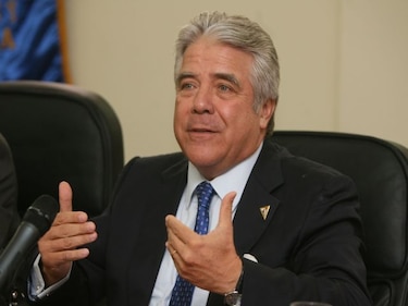 Aramburú Porras pide a Martinelli que se aleje de la campaña política