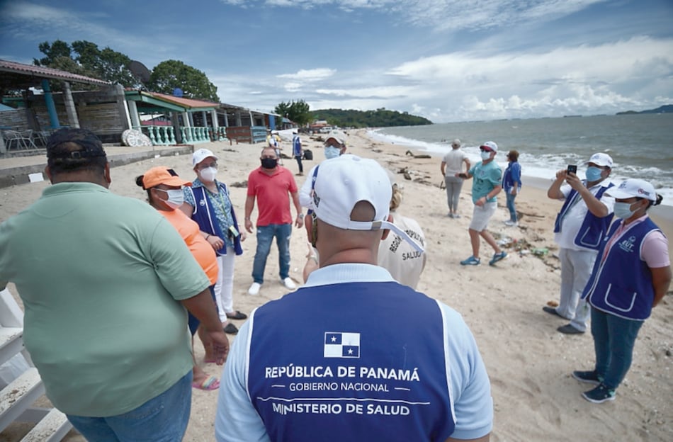Gobierno se contradice sobre el acceso a las playas