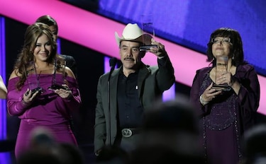 Jenni Rivera gana seis Premios Billboard