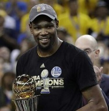 Golden State Warriors vuelven a estar en la cúspide de la NBA