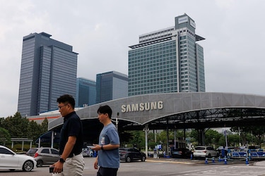 Los dramas familiares que se esconden detrás de Samsung, el imperio tecnológico que comenzó como una tienda de comidas