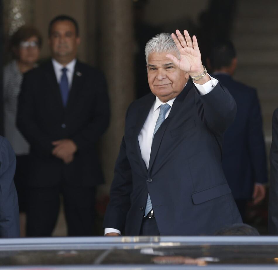 Mulino llega al Palacio de Las Garzas previo a su encuentro con Marco Rubio