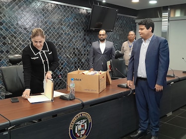 Esta es la lista de los aspirantes al cargo de contralor y subcontralor de la República