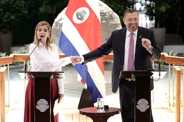 Costa Rica vota continuidad y pone a prueba su democracia