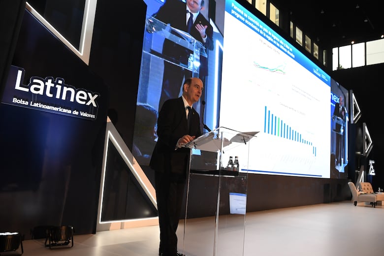 Reto fiscal: deuda y déficit