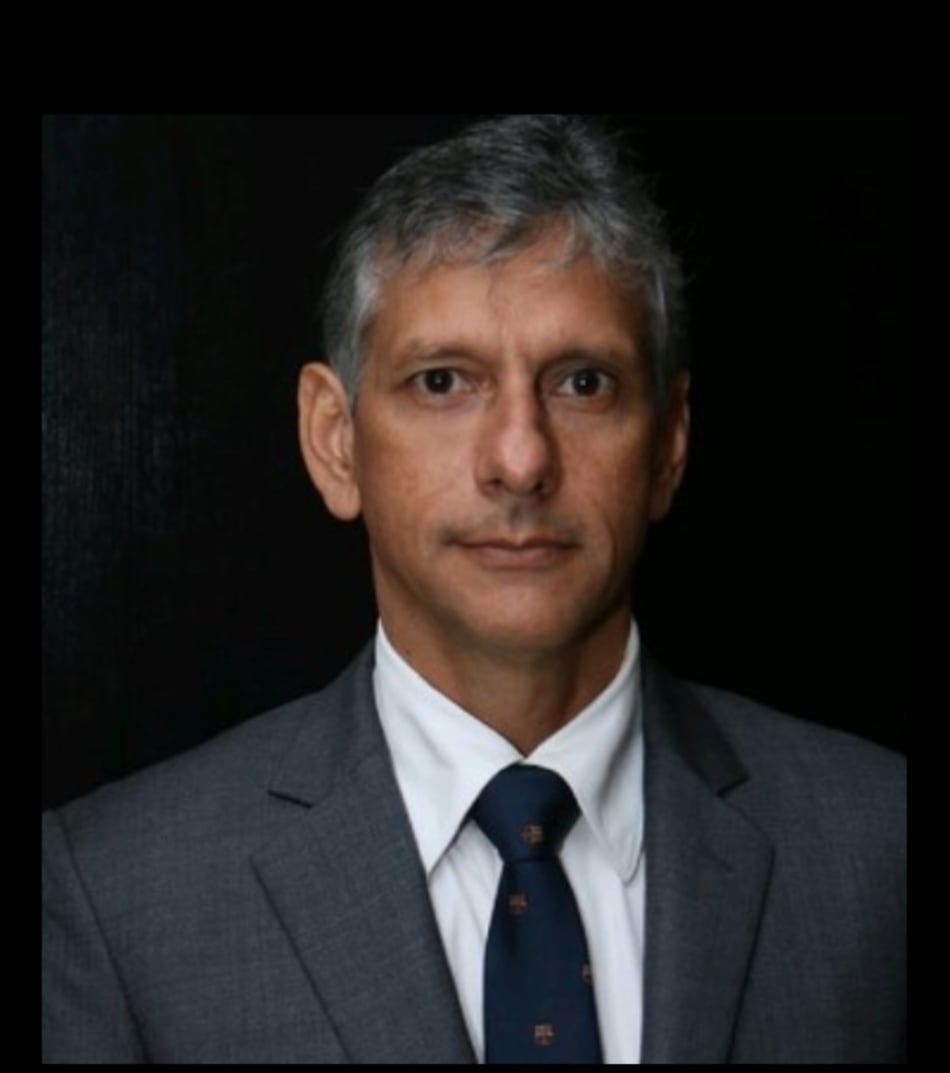 Designan a Iván De Ycaza como viceministro de Obras Públicas