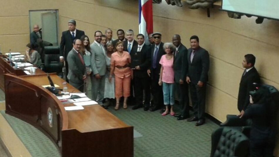 Asamblea aprueba en tercer debate aumento para jubilados