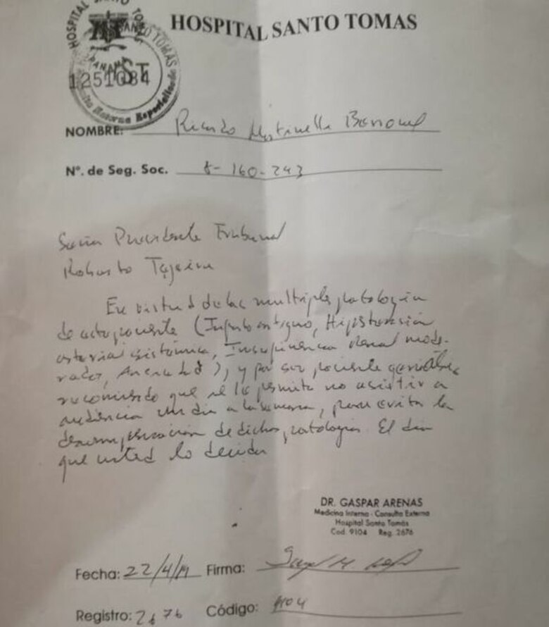 Ricardo Martinelli solicita no asistir a juicio 'un día a la semana', por prescripción médica