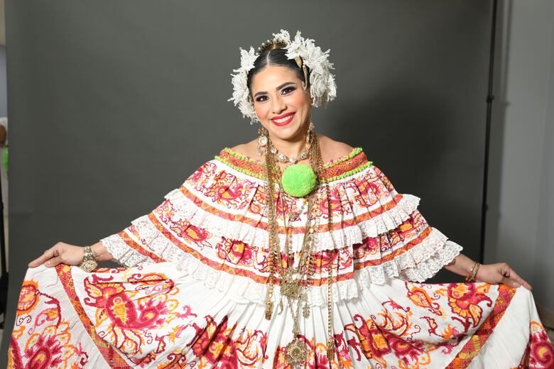 Así se preparan las protagonistas del desfiles de las Mil Polleras; La Prensa se unirá a la transmisión en vivo