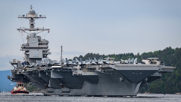 USS Gerald R. Ford: el mayor buque de guerra del mundo se une al despliegue de Estados Unidos en el Caribe y Maduro eleva la alerta militar en Venezuela