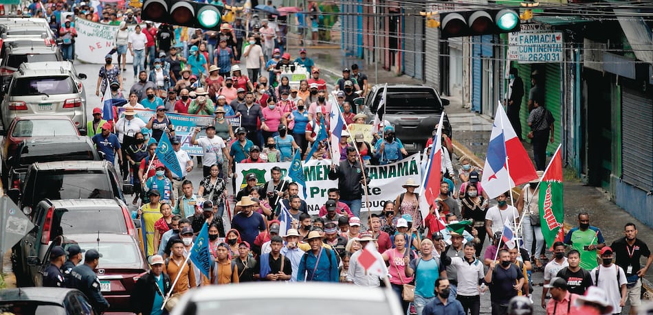 Medicamentos y educación se discuten al mismo tiempo