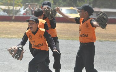 Los Santos y Veraguas, por la corona preinfantil