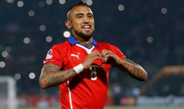 Vidal no será excluido de la selección chilena; reconoce su error