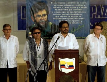 FARC: Hay que revisar reglas del juego de diálogos de paz