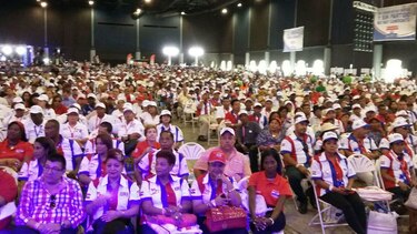 Alta asistencia de delegados en elección del CEN del PRD: 96% de los 4 mil 200 votaron