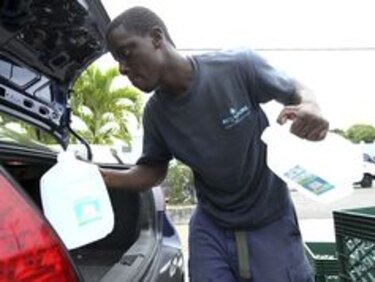 Huracán Matthew: Florida cierra escuelas y ordena evacuaciones