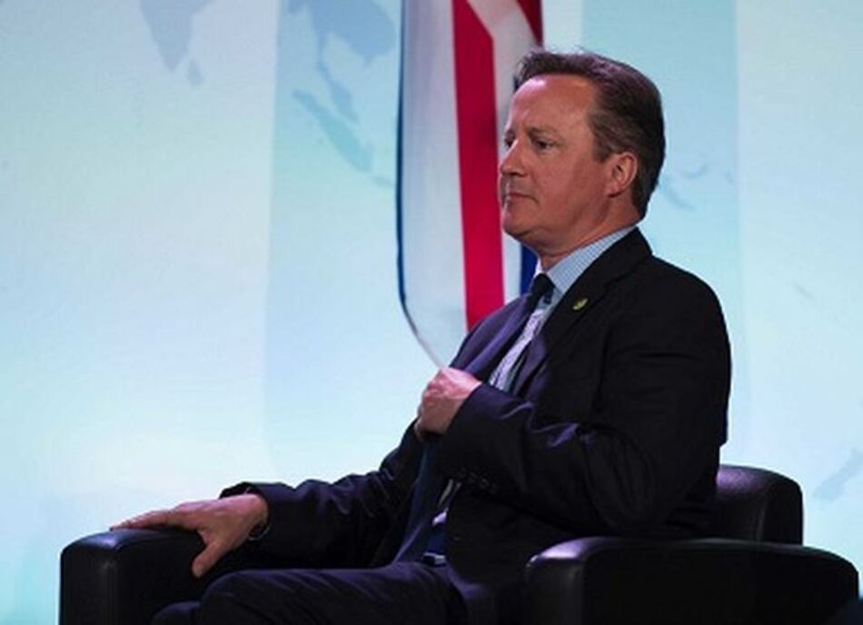 Primer ministro británico admite participación en fondo 'offshore'