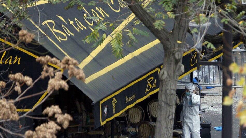 Siete 'terroristas' murieron en atentados de París; balance de víctimas aumentó a 129