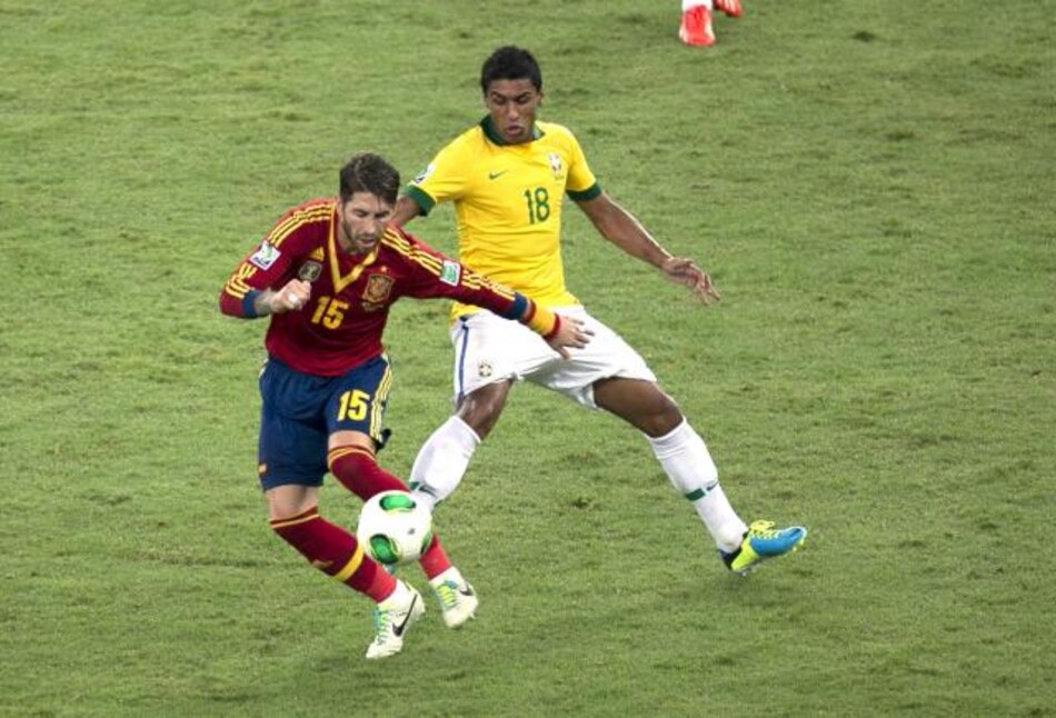 Brasileño Paulinho, muy cerca de fichar por el Tottenham