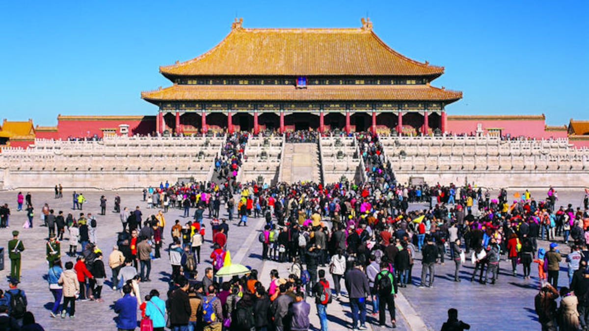 La Ciudad Prohibida fue la residencia imperial de las dinastías Ming y Qing. En 1987 fue declarada Patrimonio de la Humanidad.
