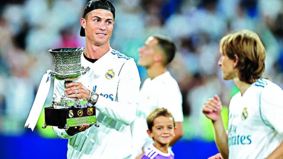 Ronaldo y Messi, consternados por atentado