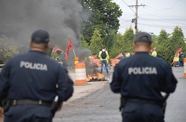 Incertidumbre, caos, huelga, protesta, y un acuerdo roto