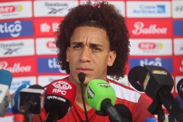 Christiansen admite que la situación de Adalberto Carrasquilla es ‘incierta’