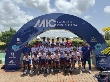 Plaza Amador Sub-13 continuó su paso arrollador en Punta Cana