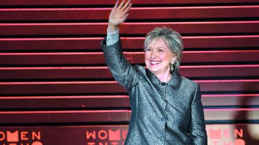 Hillary Clinton lanza su propia organización política