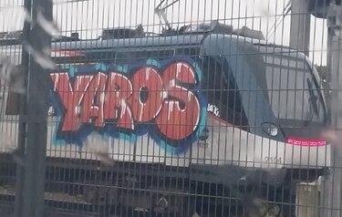 Vandalizan vagón del metro en línea 2