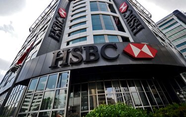 Un HSBC golpeado por escándalos suprime 50 mil empleos y renuncia a Brasil