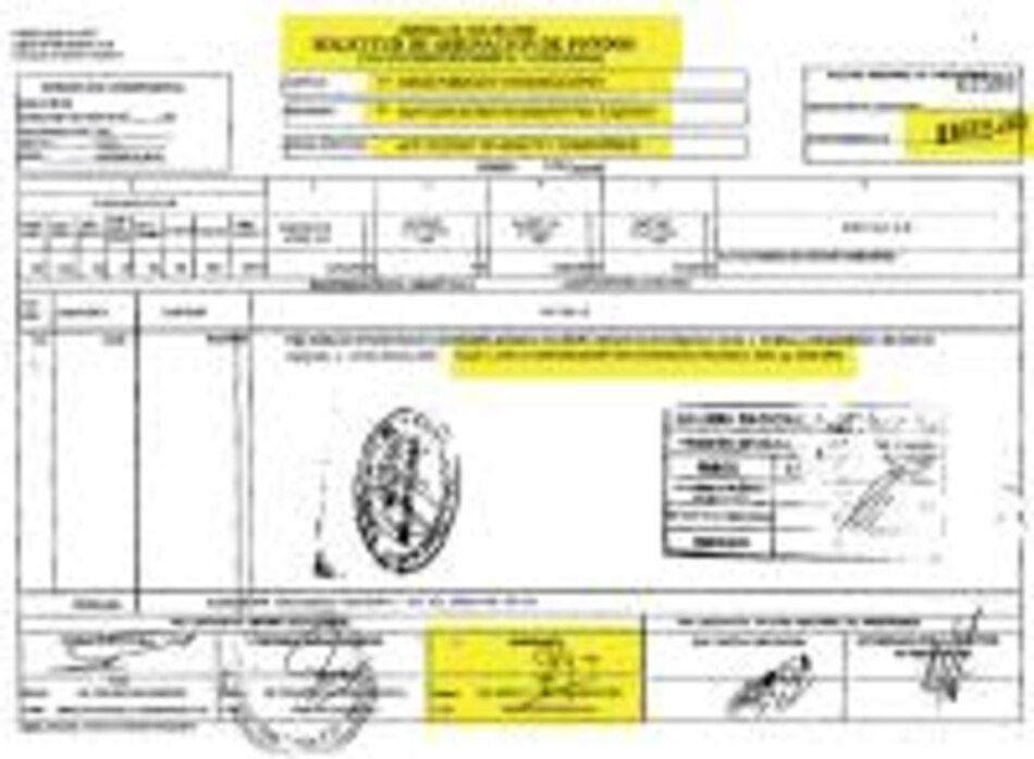 La oposición, dura con Torrijos