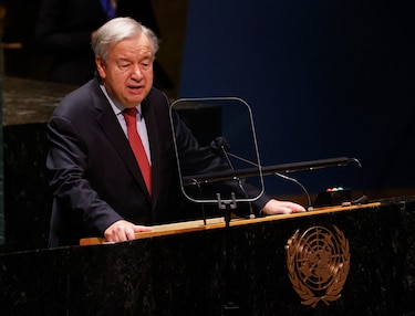 Guterres tacha de ‘inmoral’ y ‘estúpido’ el acceso desigual a vacunas