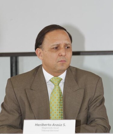 Magistrado Araúz dice que siempre hay candidatos que se salen de la 'tangente'