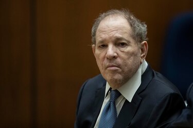 Harvey Weinstein es hospitalizado tras su regreso a Nueva York, según su abogado