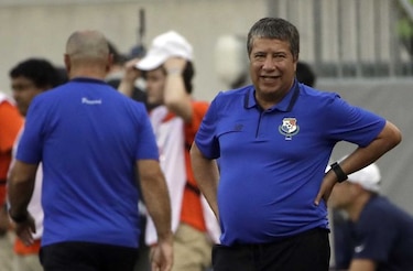Honduras rechaza palabras de Bolillo Gómez; el técnico habla de su derecho a la duda