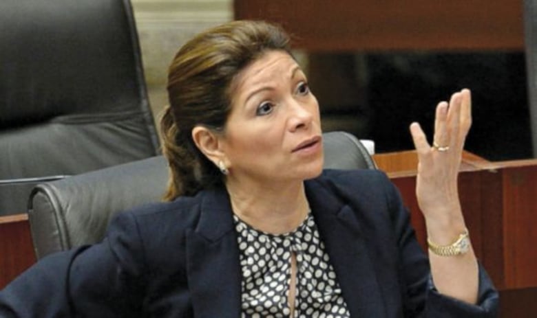 Una tensa jornada en la Asamblea