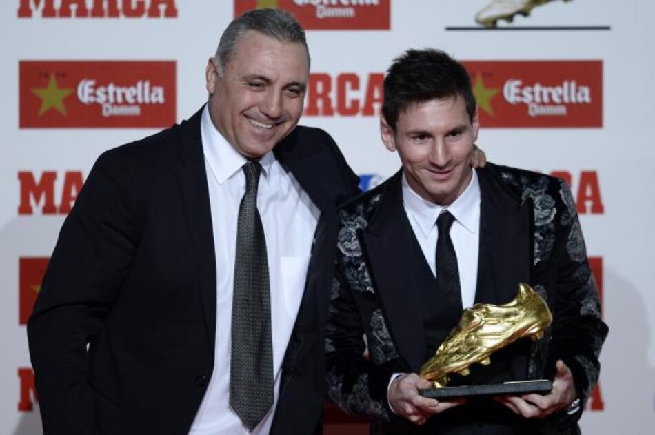 Lionel Messi recibe su tercera Bota de Oro