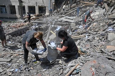 Rusia intensifica ataques en víspera de decisión de la Unión Europea