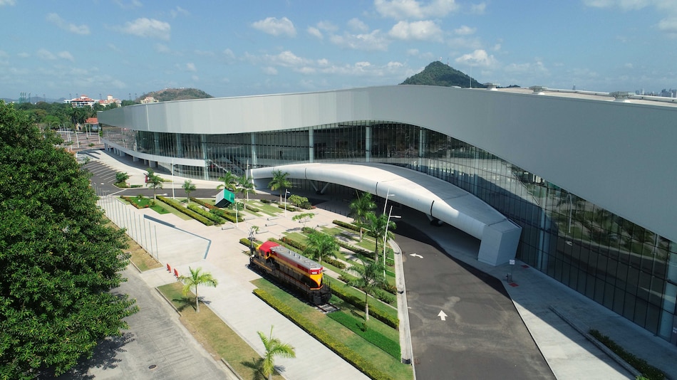 Más de 2,500 compradores internacionales llegarán a Panamá por la Expoferia ZLC 2025