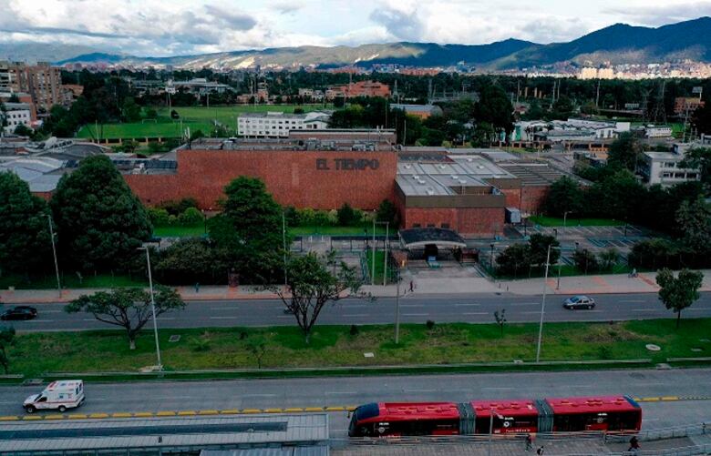 Diarios latinoamericanos apuestan por suscripciones digitales sacudidos por Internet