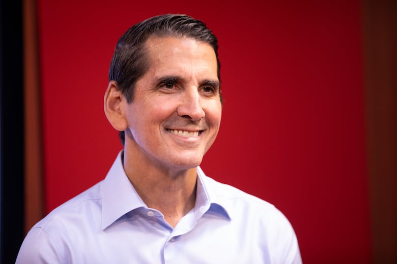 En directo, el cierre de campaña de Rómulo Roux