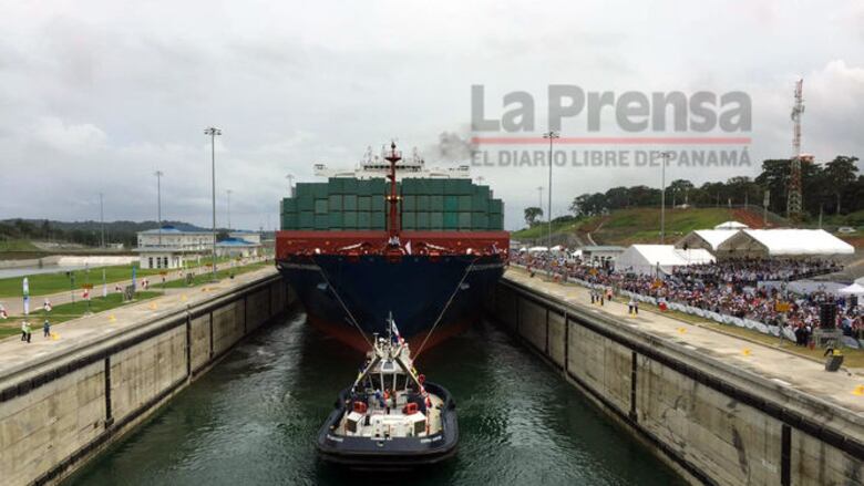 Cosco Shipping Panama avanza por el Canal ampliado