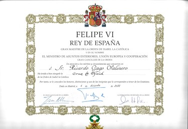 Rey de España otorga reconocimiento a Ricardo Gago Salinero