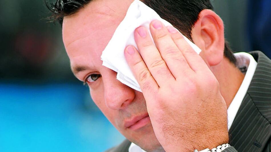 Guillermo Ferrufino es conducido a consultorios médicos